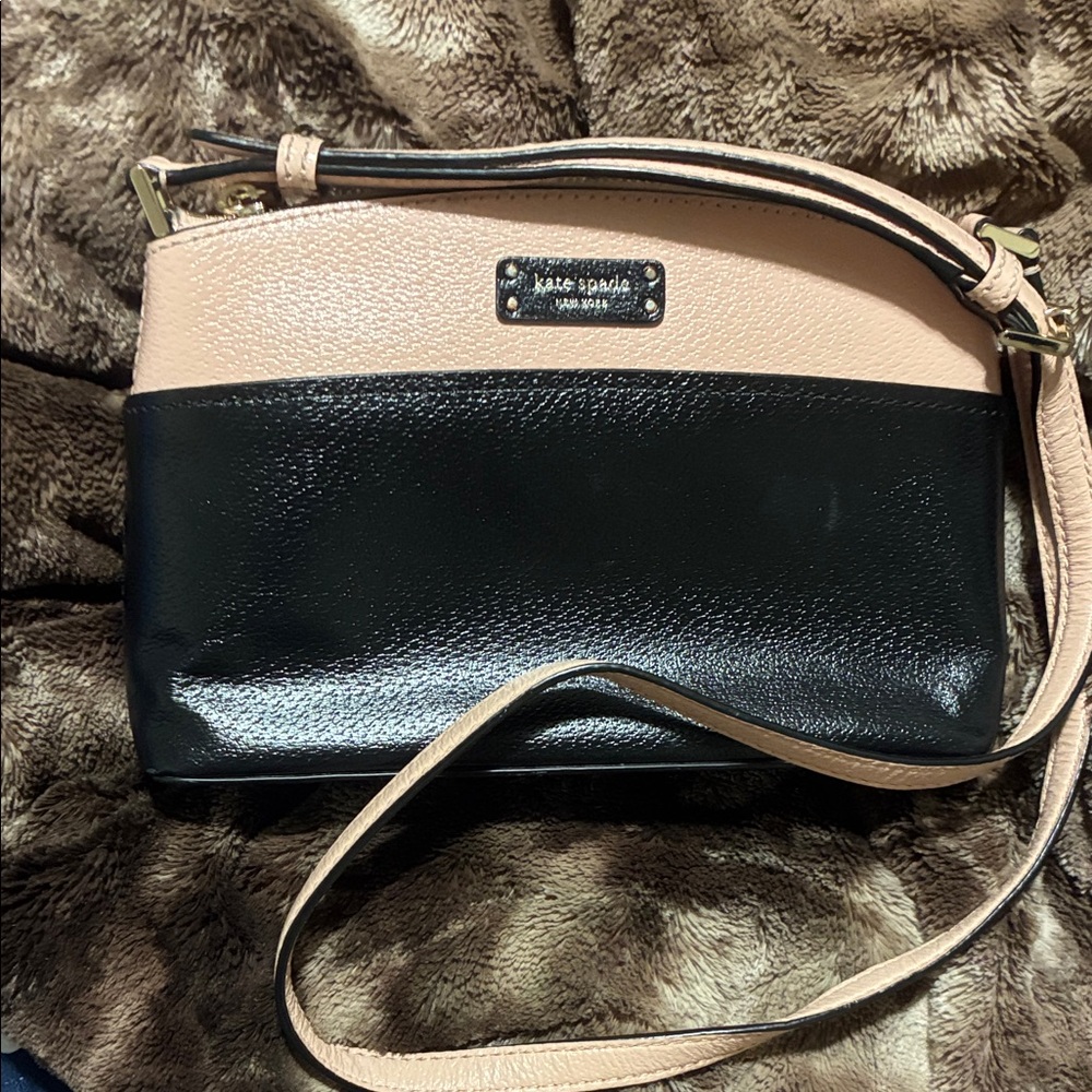 Kate Spade Black and Cream Crossbody Bag